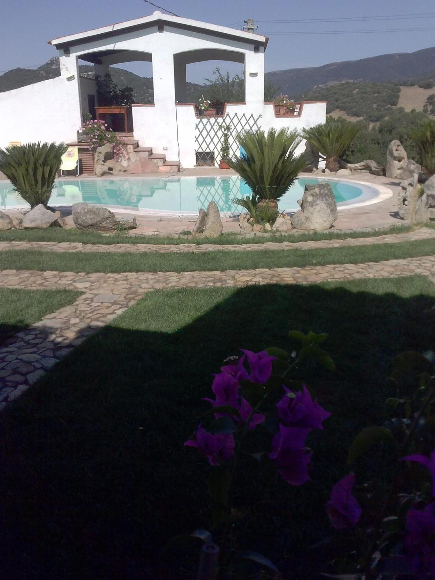 Agriturismo B&B Domo De Resteblas Berchidda Buitenkant foto