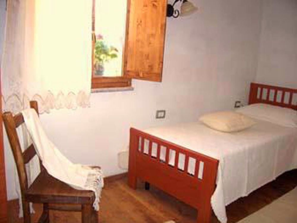 Agriturismo B&B Domo De Resteblas Berchidda Buitenkant foto